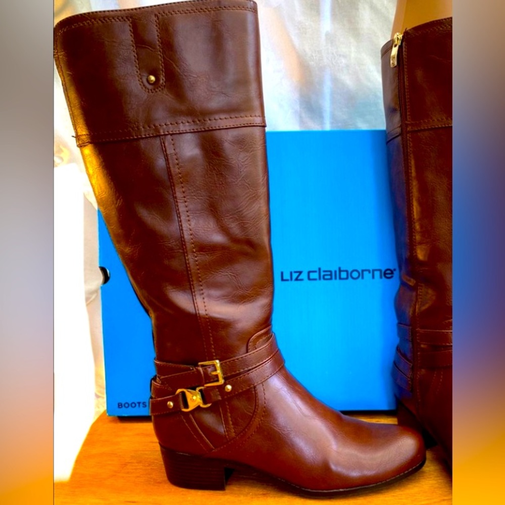 LIZ CLAIBORNE LC GOLD-BUCKLED “TORY” HEELED RIDING BOOTS - Picture 2 of 15